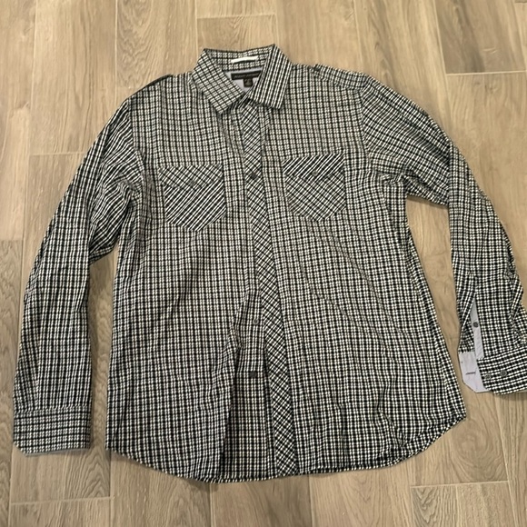 Banana Republic Men’s Blue and White Button Up Size M - Picture 1 of 3